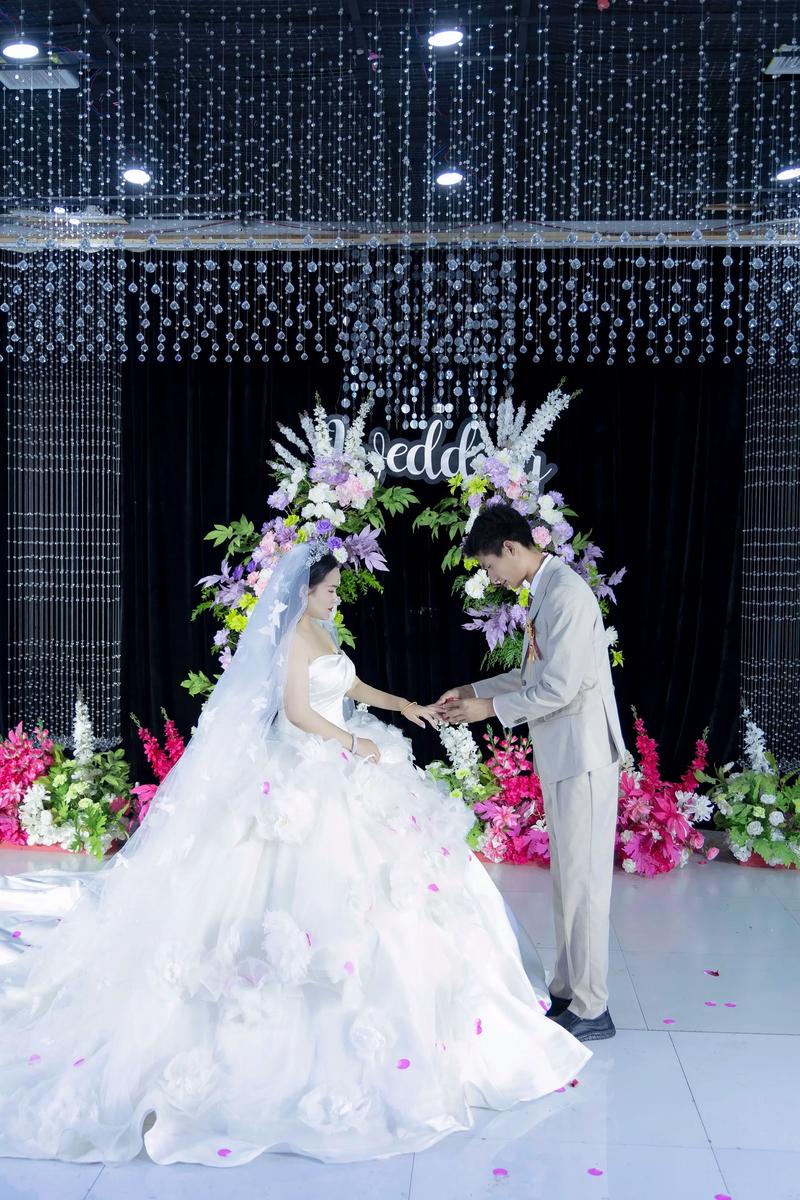 婚礼策划：打造属于你们的梦幻时刻